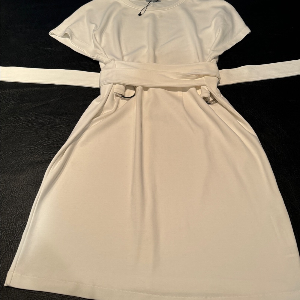 UNIQUE STYLE! Zara white tee shirt dress - cool WRAP belt attached. Simply Cool